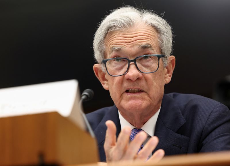 Powell: Fed Will Hold Off on Rate Cuts Until More Data Is Available