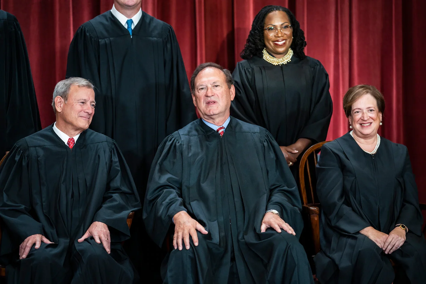 Supreme Court Justice Alito defends himself against ProPublica's travel report