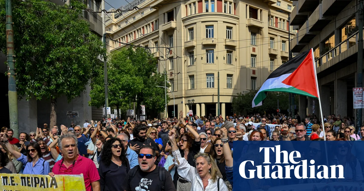 Featured image for Greece's Labor Protests Halt Transport and Disrupt Services