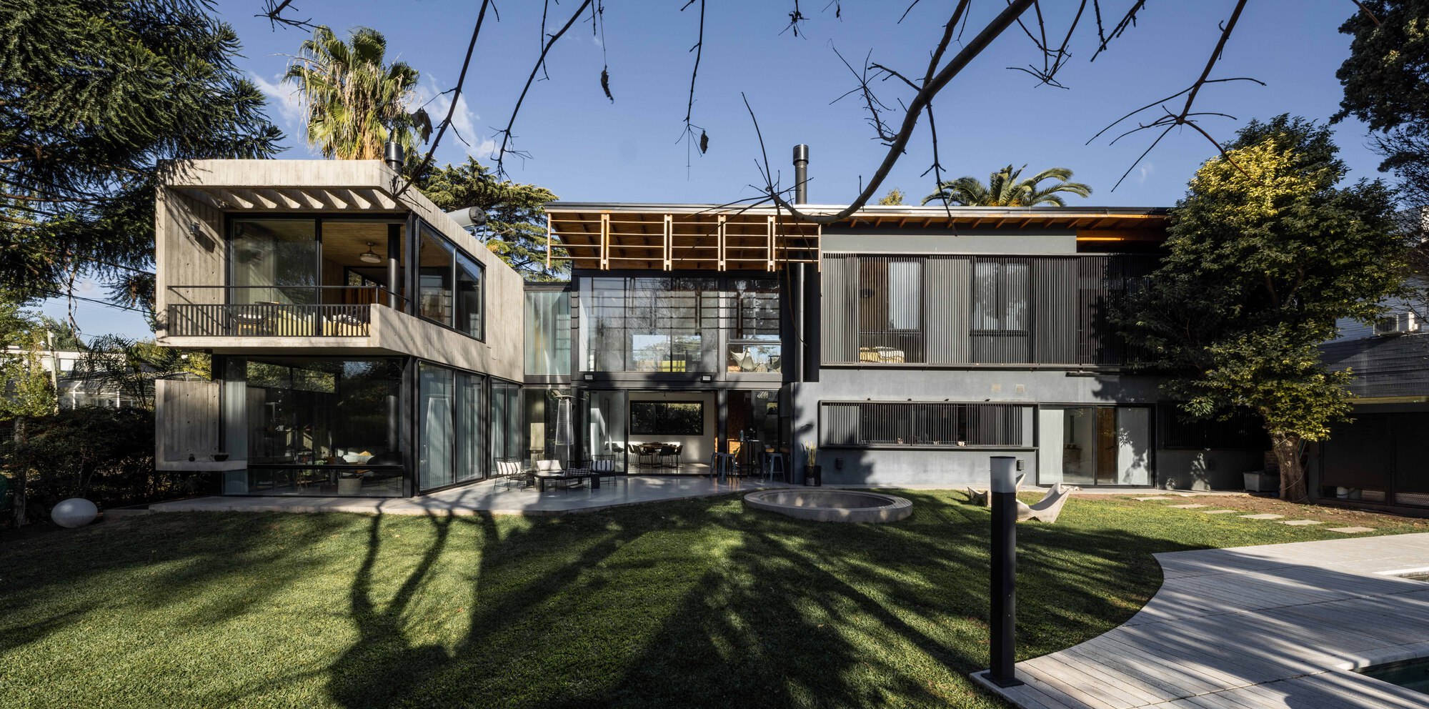Featured image for RBK arquitectura designs the stunning Dominga House