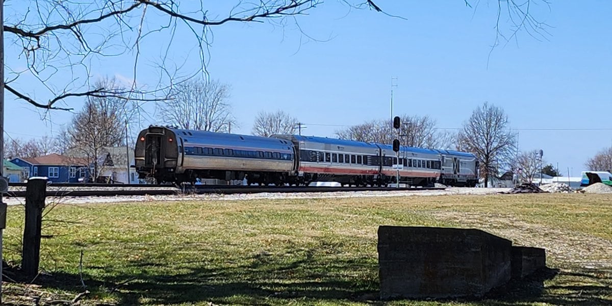 Fatal Train Accident Claims Life of Unidentified Man in Camp Point