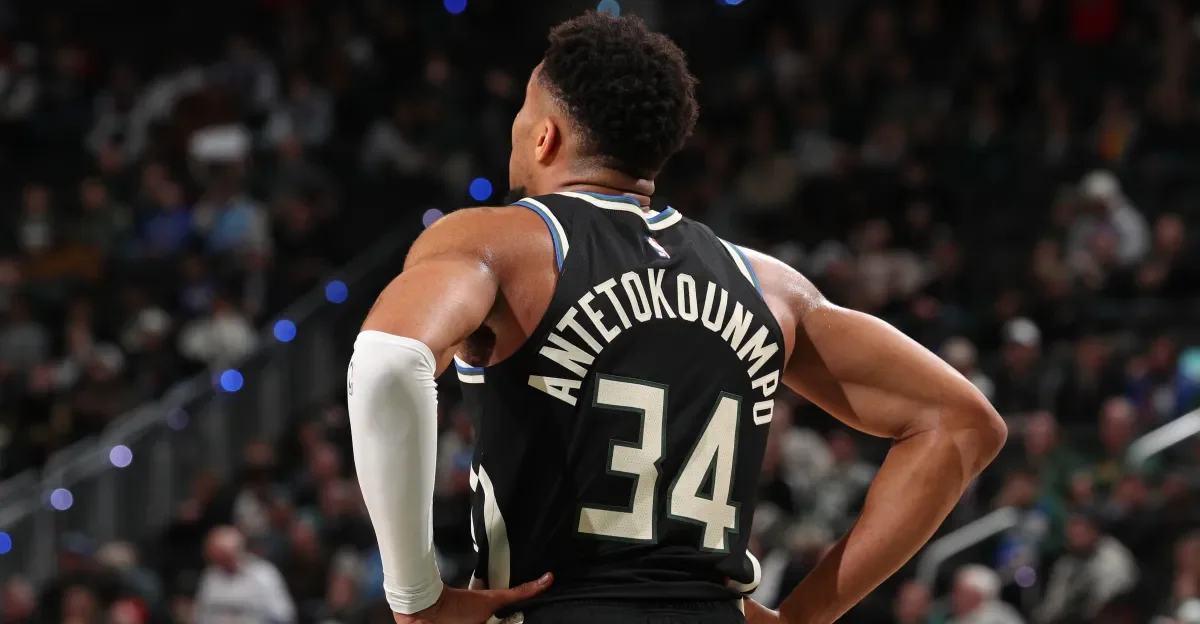 Giannis Trade Hopes for Blazers Stalled by Extension Doubts