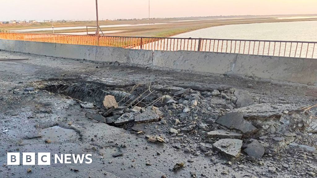 Ukraine damages bridge linking Crimea to mainland, disrupting Russian supply route.