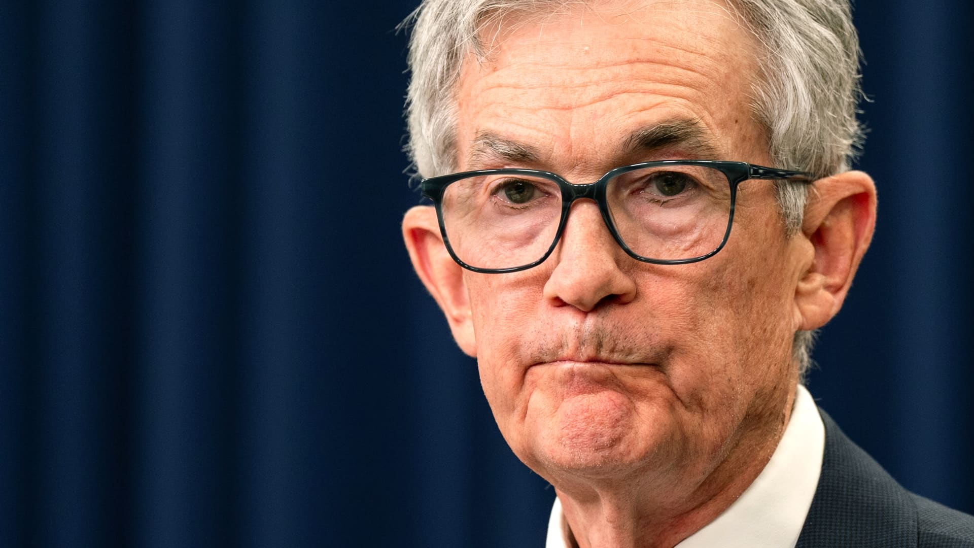 Powell Stands Firm Against Trump's Fed Pressure