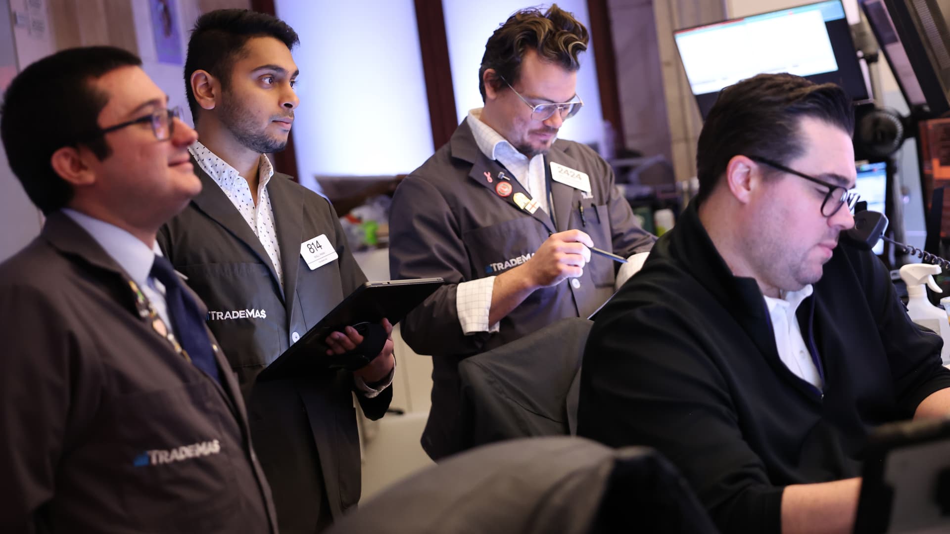 Tech Surge and Fed Optimism Propel Markets to New Highs