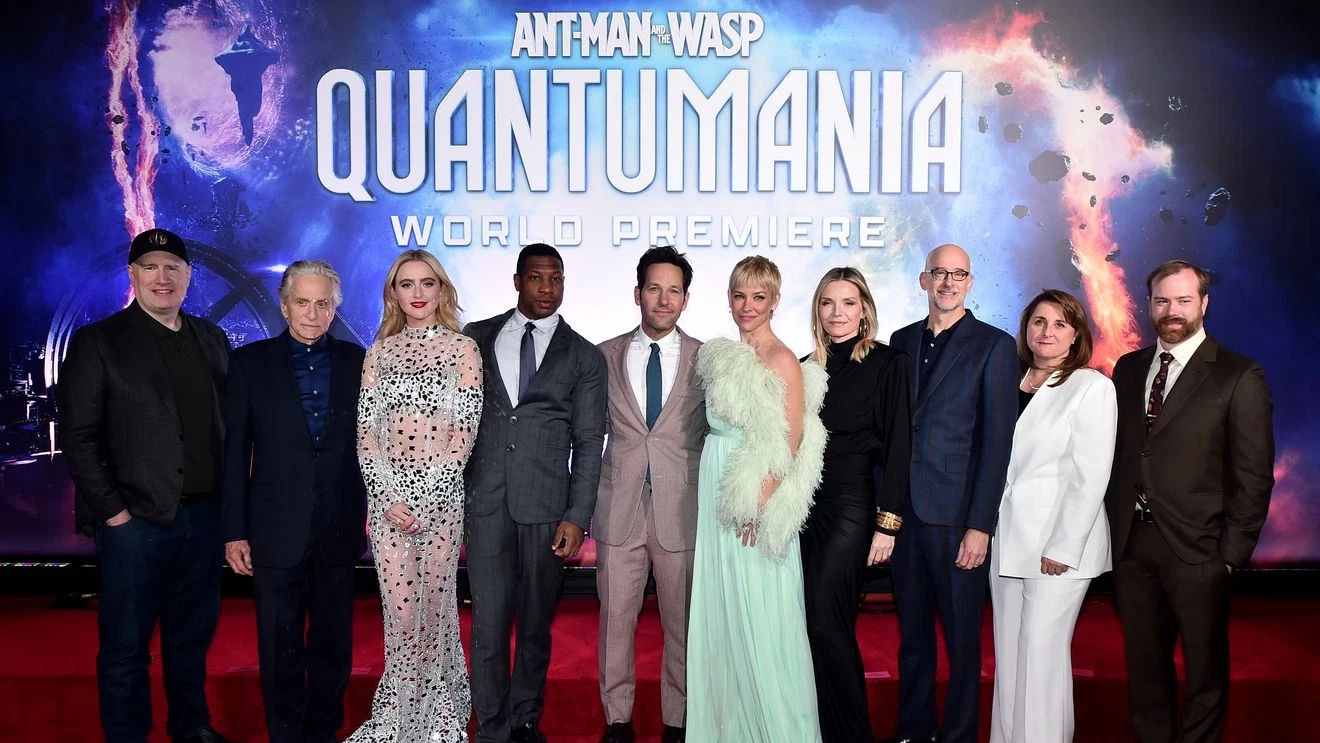 Featured image for Evangeline Lilly Suffers Brain Damage After Hawaii Fall