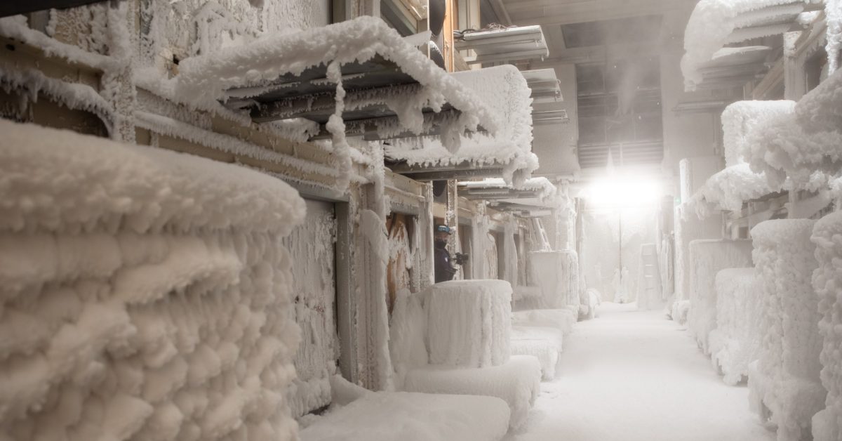 Featured image for "Next-Generation Heat Pumps Defy Frigid Cold, Earn Praise and Tax Credits"