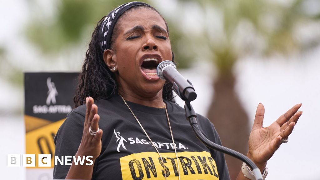SAG-AFTRA Members Approve Contract, Ending Historic Hollywood Strike