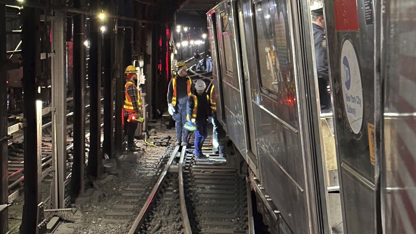 Featured image for "Subway Collision in NYC Injures Over 20 Passengers"