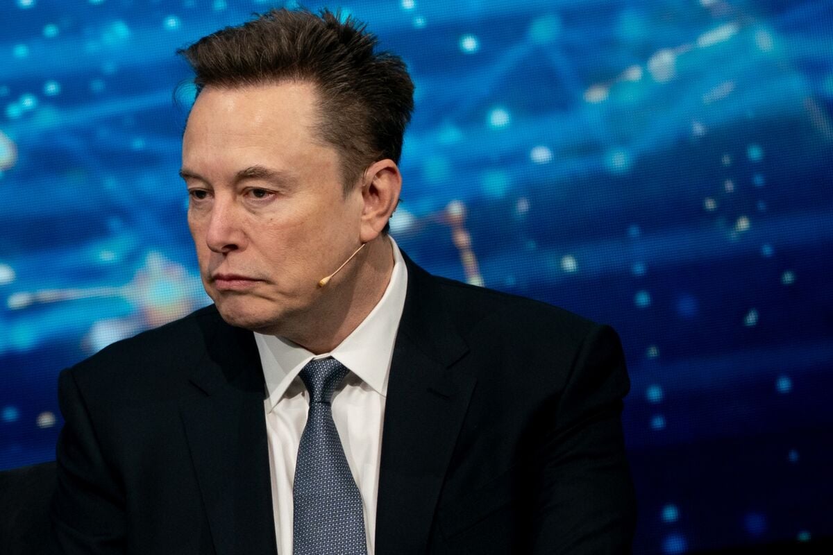 Featured image for Elon Musk's Net Worth Surpasses $600 Billion Amid SpaceX Valuation and IPO Preparations