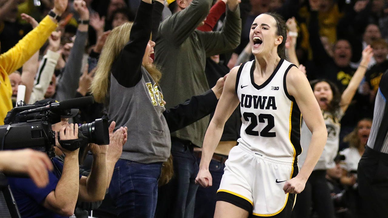 "Caitlin Clark's Quest for Greatness: NCAA Scoring Record and National Title"