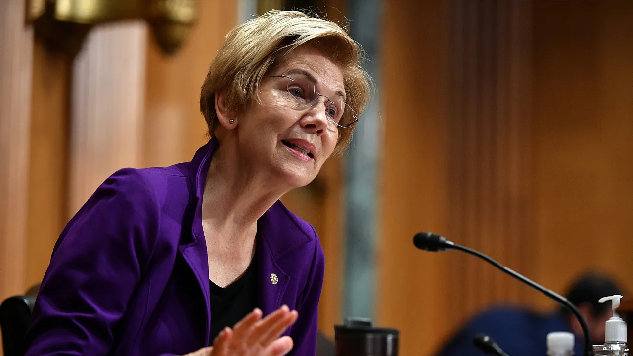 Senate Democrats and Elizabeth Warren call for DOJ investigation into Binance's statements to Congress.