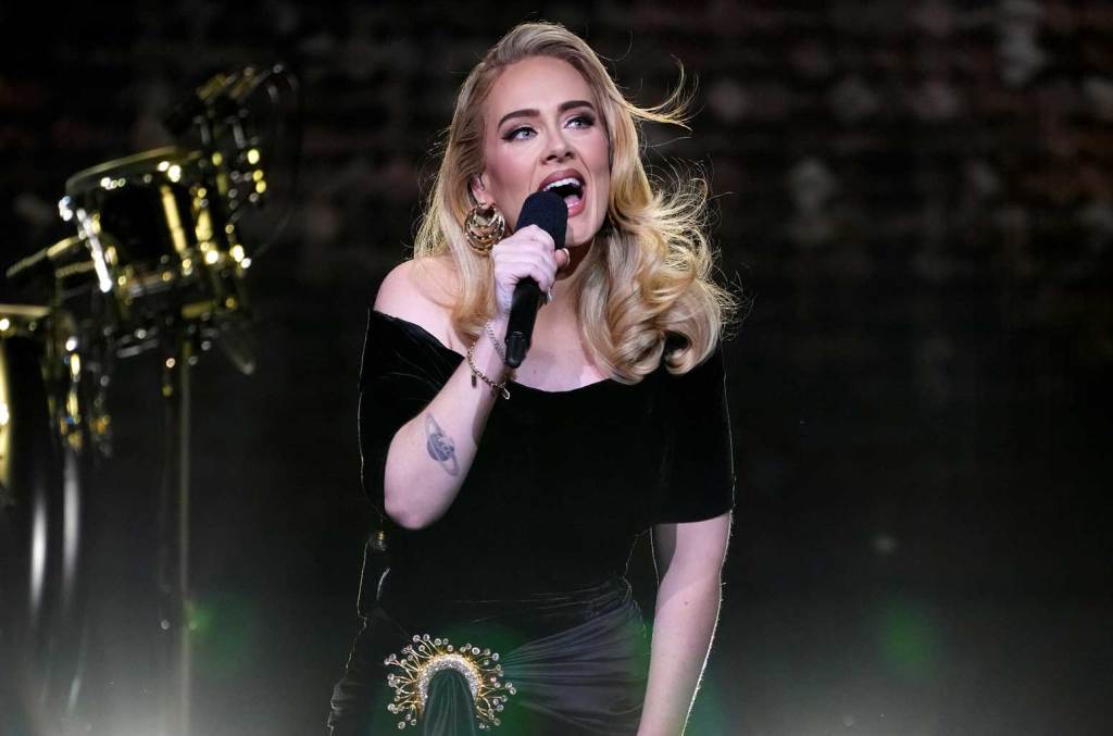 Adele Defends Fan and Shares Shocking Health News at Vegas Residency