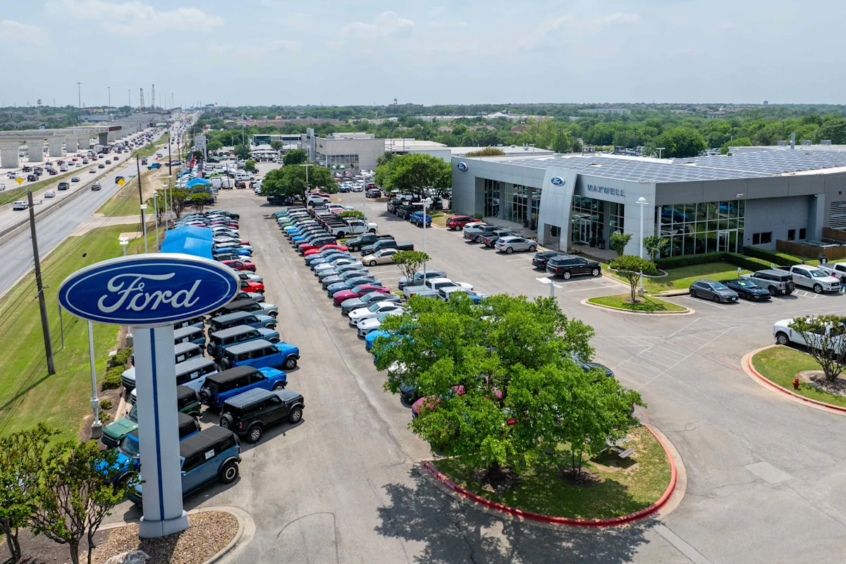 Featured image for Auto Giants Ford and GM See Q2 Sales Surge