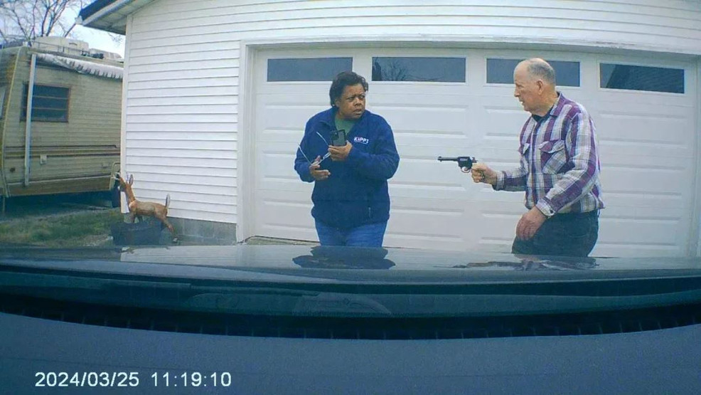 "Fatal Shooting: 81-Year-Old Ohio Man Kills Uber Driver in Scam Misunderstanding"