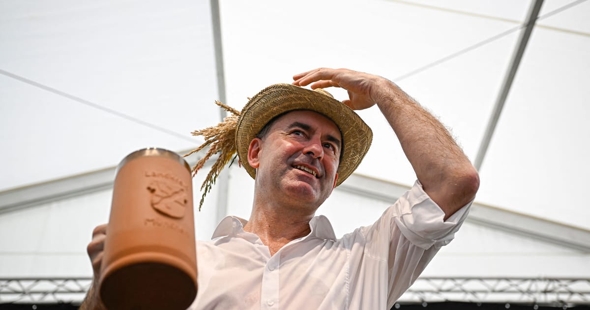 Featured image for Bavaria Premier Stands by Deputy Aiwanger Amid Nazi Scandal