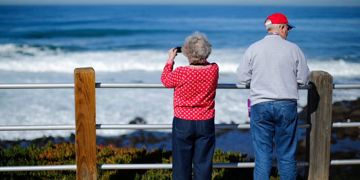 Featured image for "Retirement Crisis: 'Peak Boomers' Struggle Without Pensions and Savings"