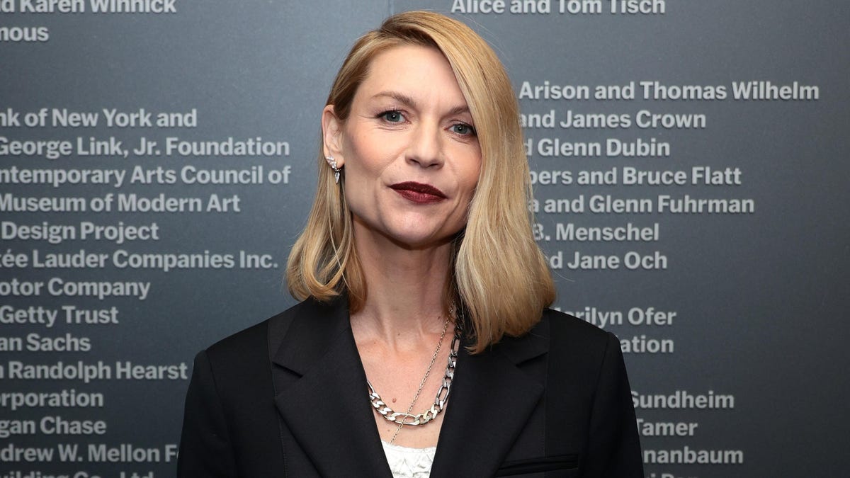 Featured image for Claire Danes and Howard Gordon Reunite for Netflix Series 'The Beast in Me'