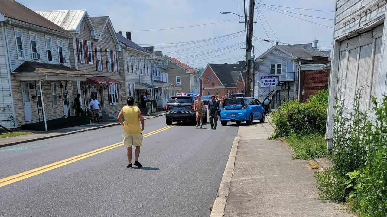 Multiple State Troopers Shot in Pennsylvania and New York, Suspects Dead or Injured