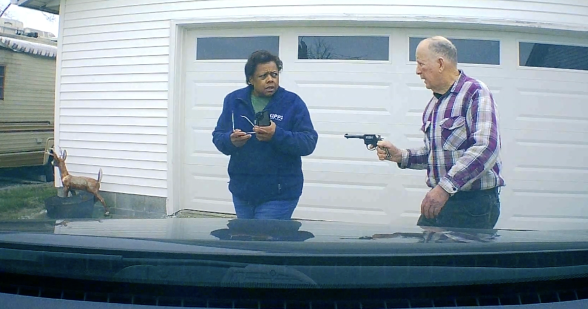 "81-Year-Old Ohio Man Fatally Shoots Uber Driver Amid Scam Call Incident"