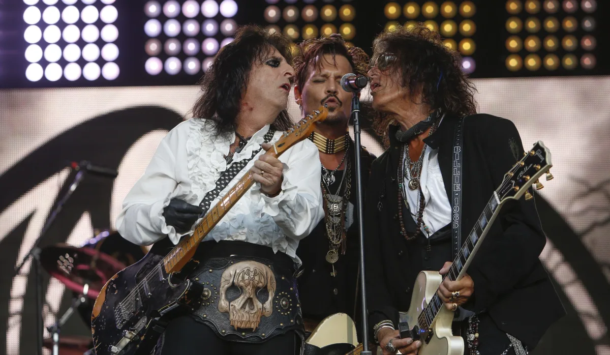 Featured image for Johnny Depp's ankle injury causes postponement of Hollywood Vampires' U.S. tour.
