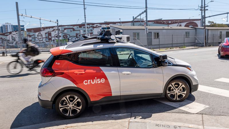 "GM's Cruise Cuts Robotaxi Fleet in San Francisco After Collisions"
