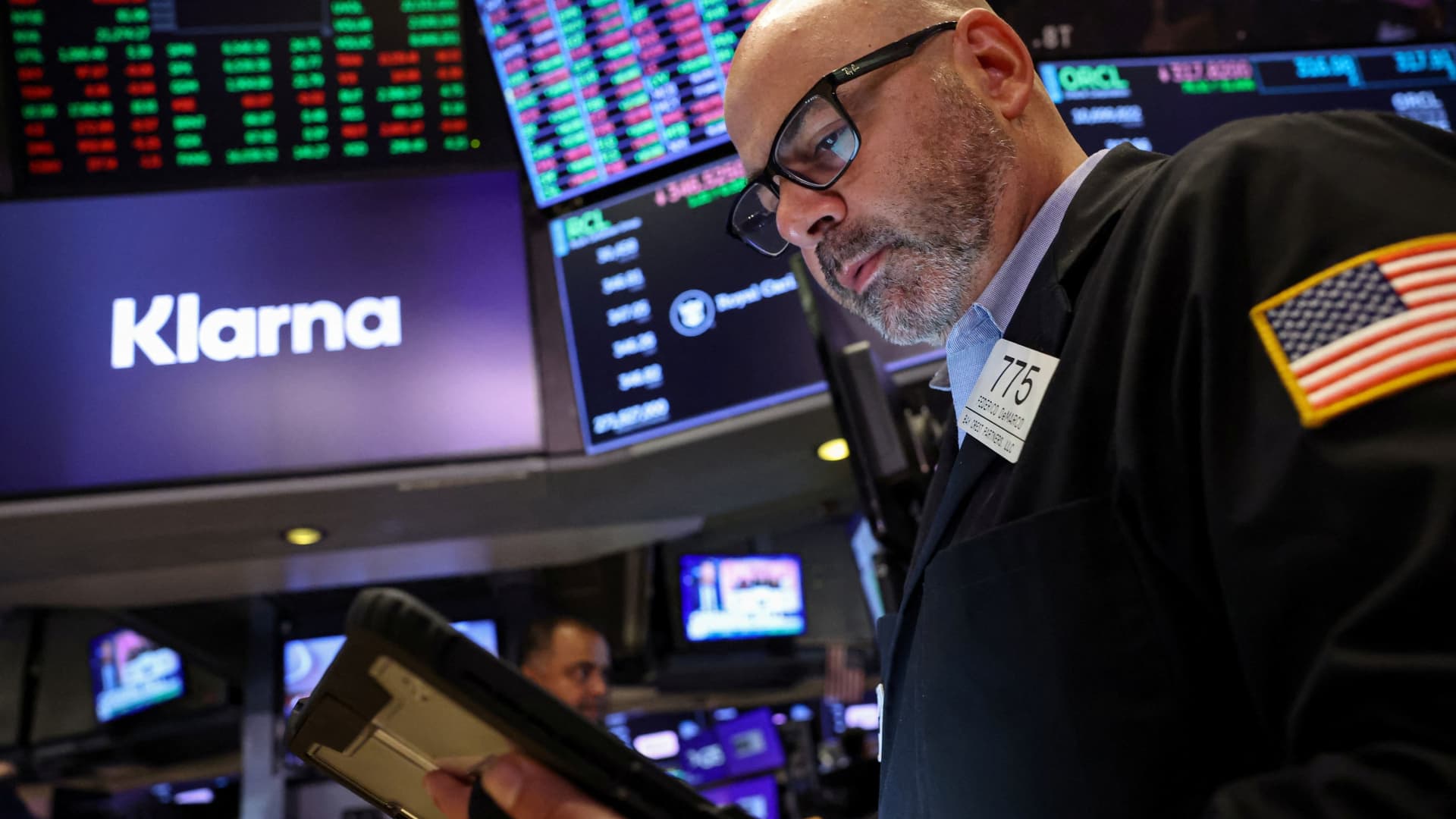Stock Markets Reach New Highs Amid Oracle's AI Surge and Inflation Data Anticipation