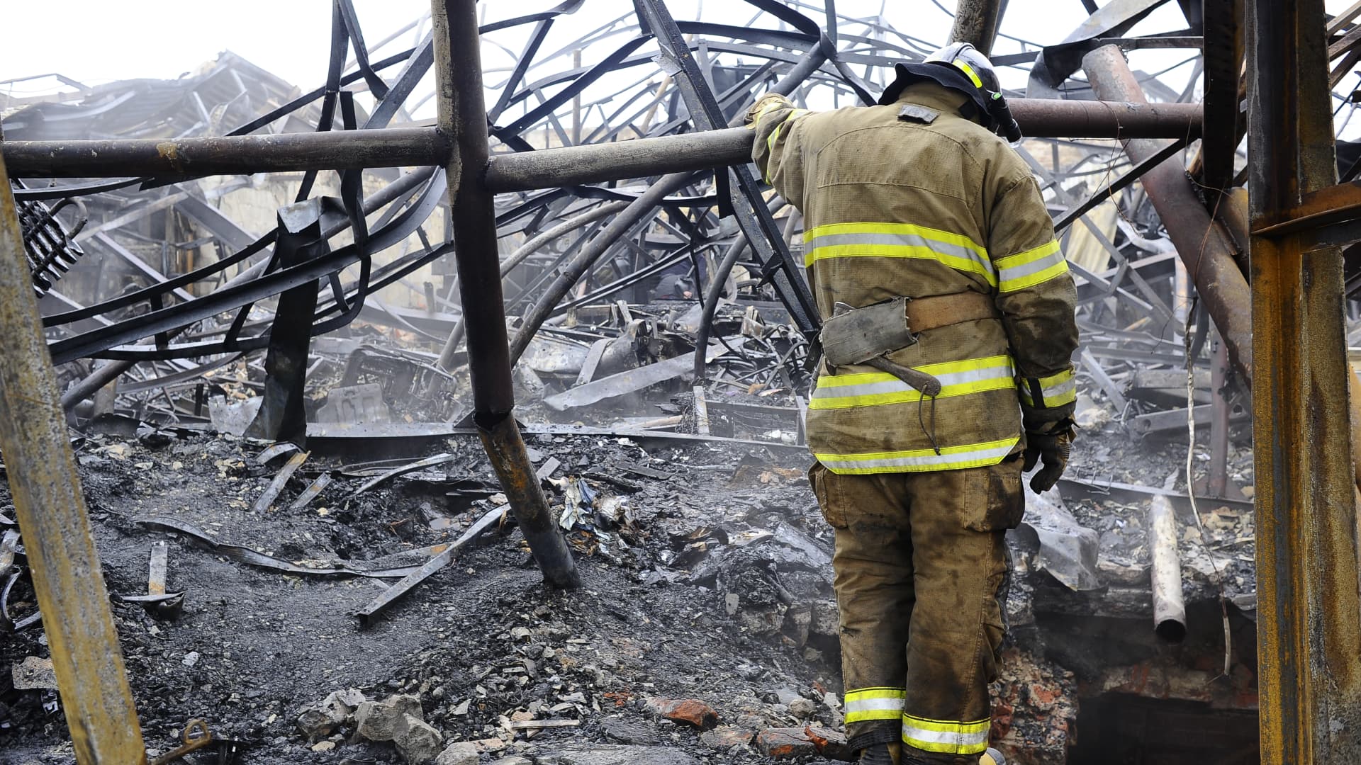 "Russia's Massive Drone Attack on Ukraine's Infrastructure Met with Strong Response"