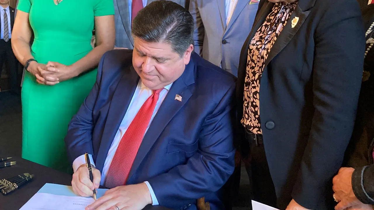 Illinois Governor Pritzker Enacts Controversial Laws, Including Non-Citizens as Police Officers and Indoor E-Cigarette Ban