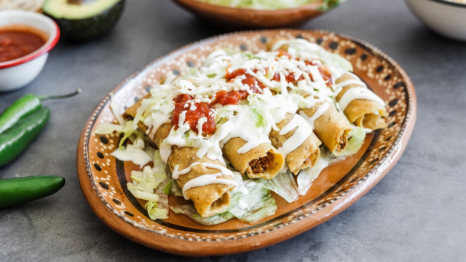 Featured image for Remembering the Once Second-Largest Mexican Restaurant Chain in the U.S.