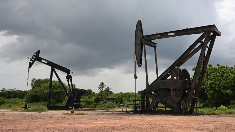 Trump Announces Venezuela to Export Up to 50 Million Barrels of Oil to U.S.