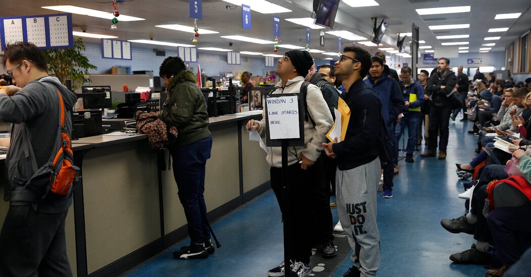 Featured image for Software glitch prompts 325,000 Californians to replace Real IDs