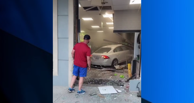 Featured image for Fatal Car Crash at Smithfield Subway Leaves 1 Dead and Multiple Injured