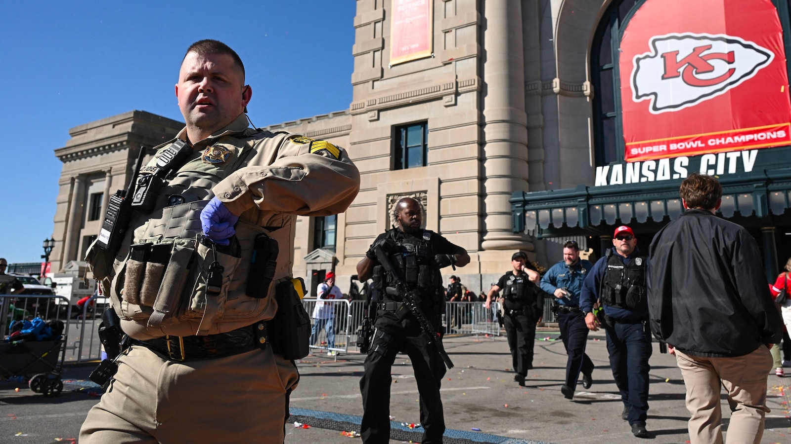 "Multiple Injuries Reported at Chiefs Super Bowl Parade Shooting"