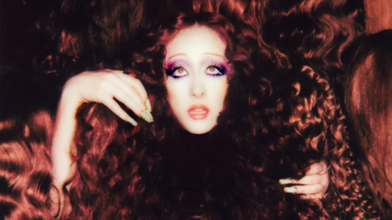 Featured image for Chappell Roan's 'The Subway': A New York-Inspired Musical Journey