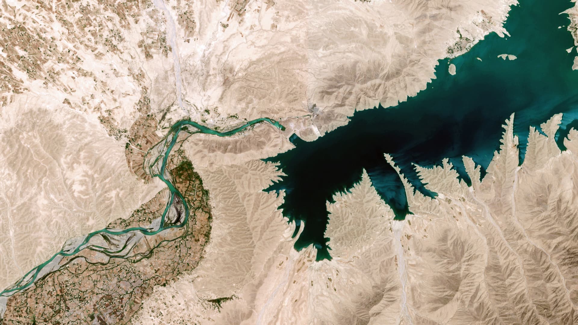 Afghanistan-Iran Border Conflict Highlights Water Scarcity Crisis.