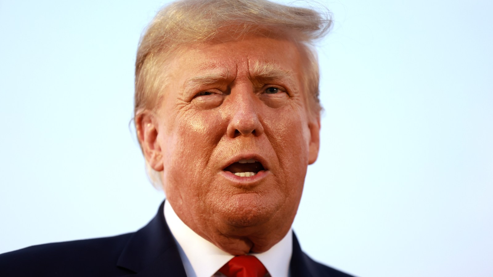 Trump Lawyer Unfazed by 91 Charges Against Him