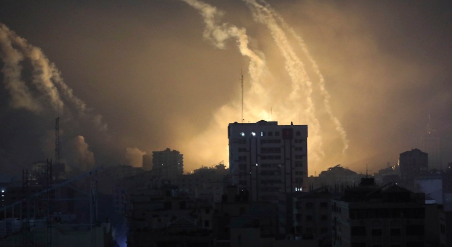 Gaza Faces Worsening Civil Disorder and Aid Warehouse Break-Ins
