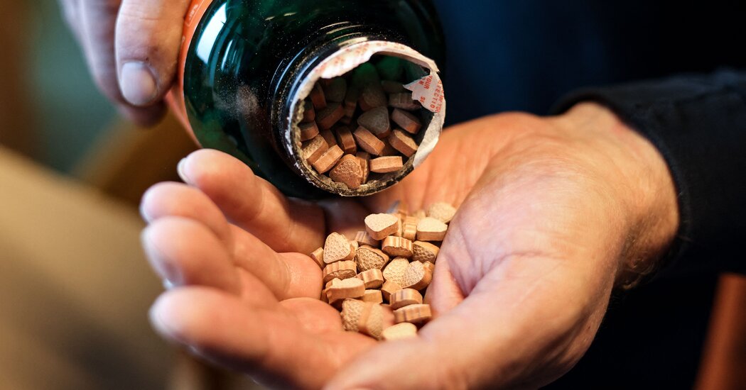 Featured image for FDA Panel Reviews MDMA Therapy for PTSD Approval