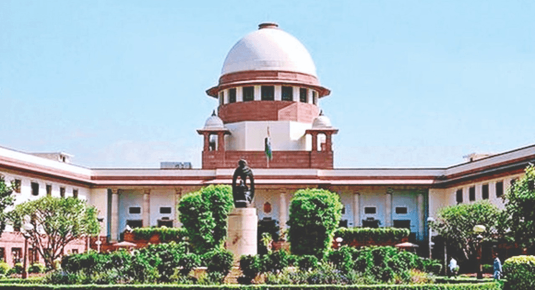 "Supreme Court Examines the Permanence of Article 370 and its Impact on Kashmir"