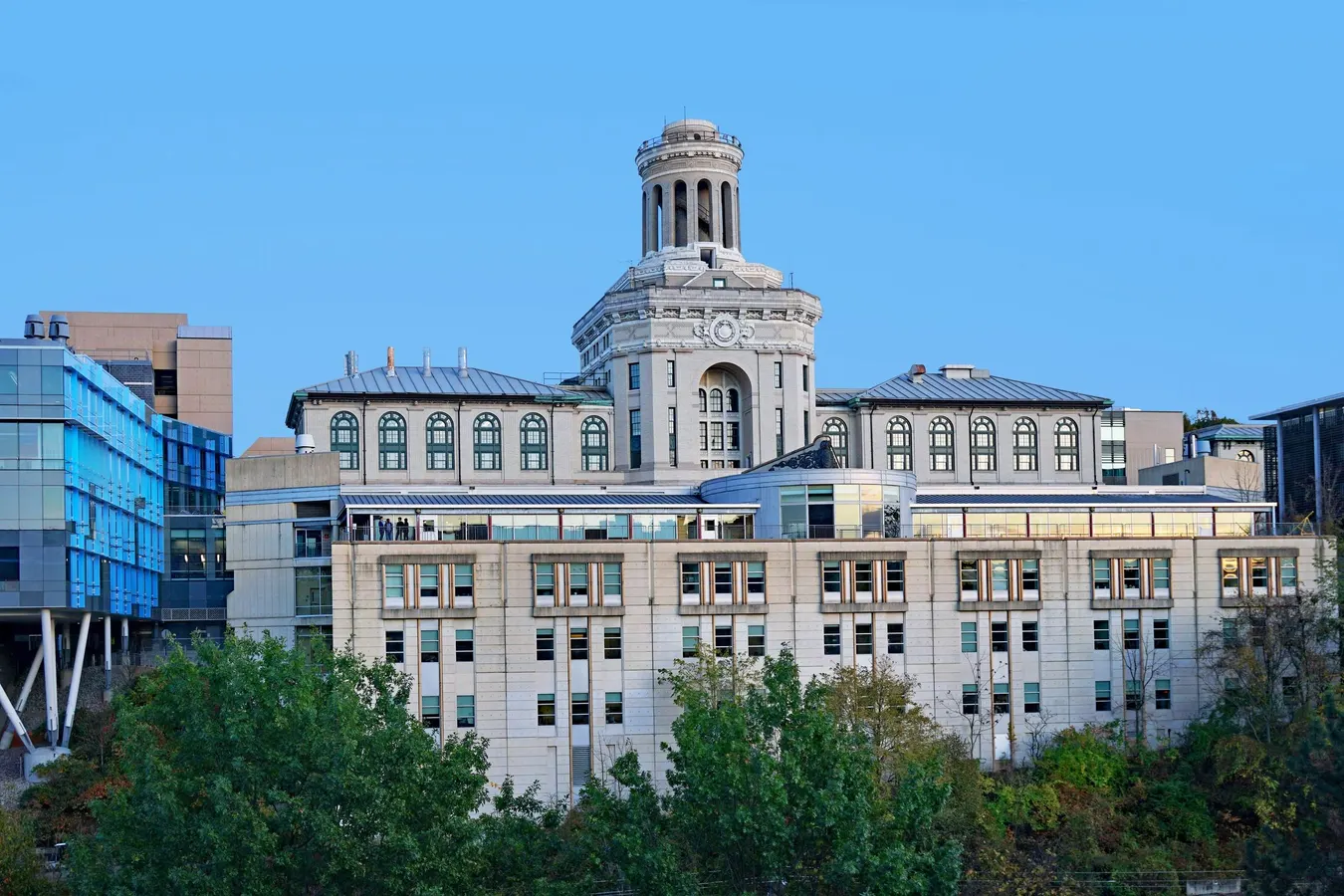 Featured image for UT System Expands Free Tuition for Texas Families Earning Under $100K