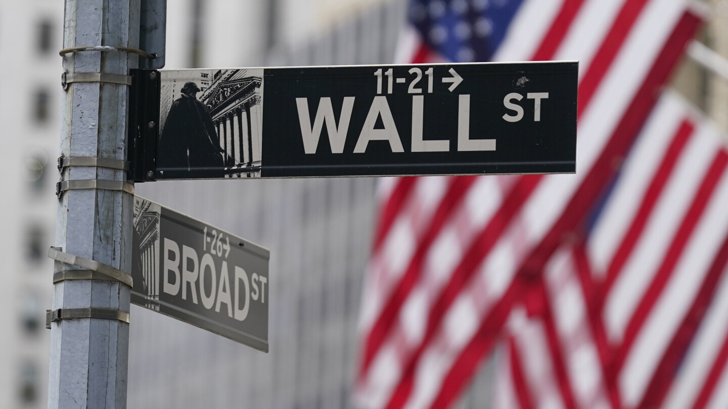 "2024 Trading Begins: Mixed Asian Markets as Investors Eye Economic Signals"