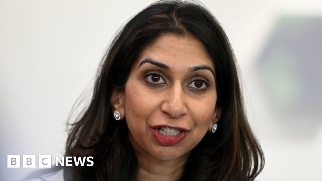 Featured image for Tory Crisis Deepens as Sunak's Patience Wears Thin on Rwanda Policy