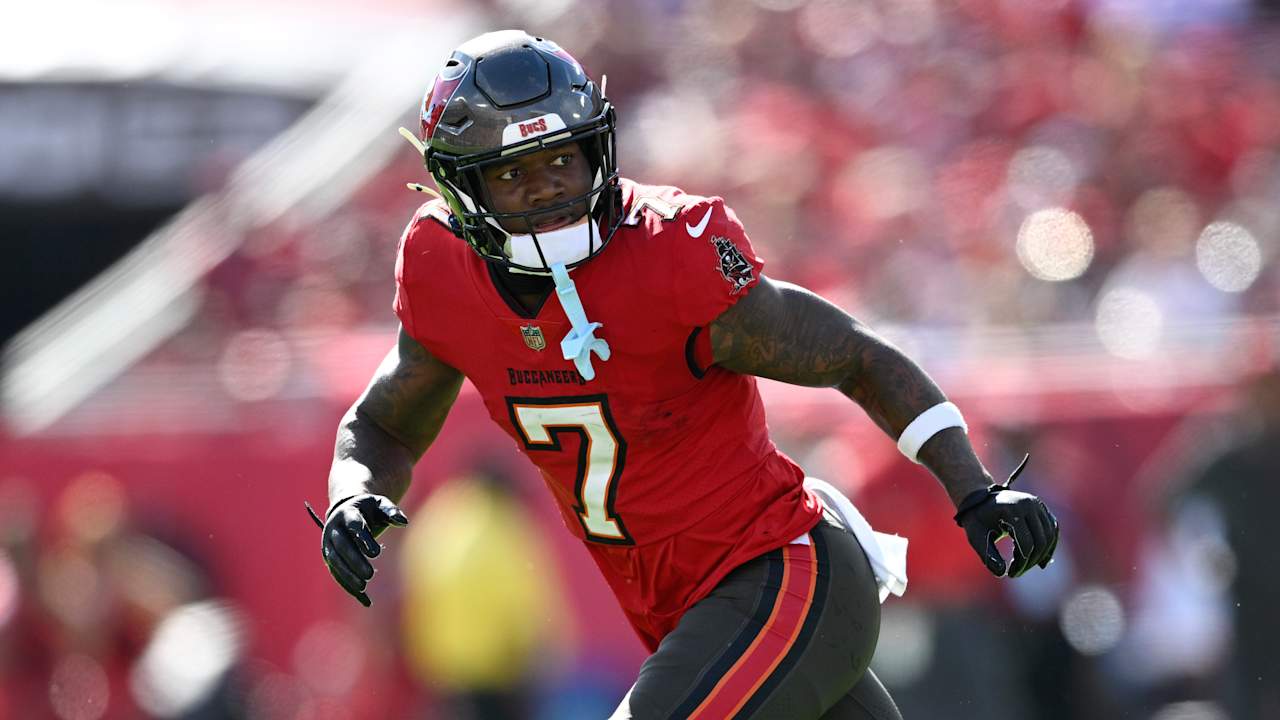 Featured image for Week 15 Fantasy Football: Key RBs and QB Decisions