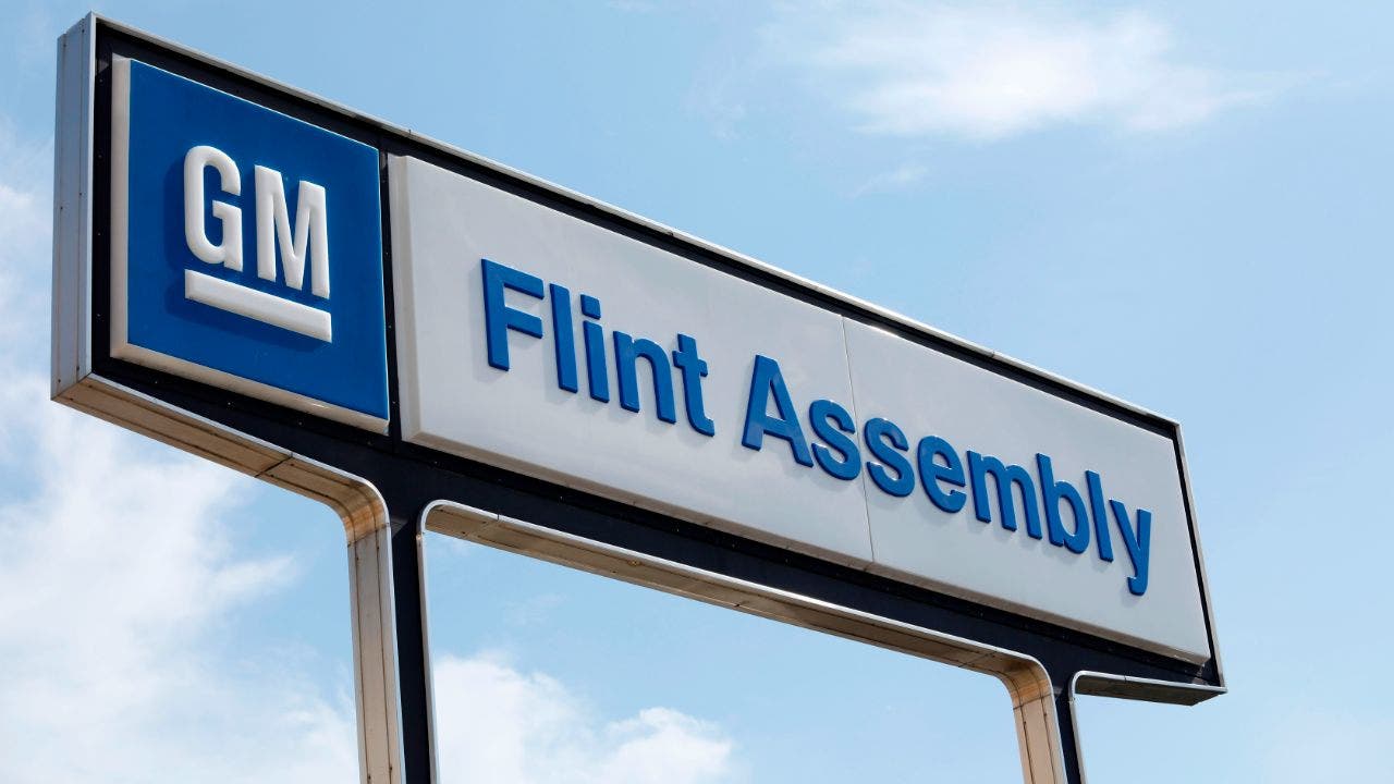 UAW Members Reject New Labor Deal at GM's Flint Plant