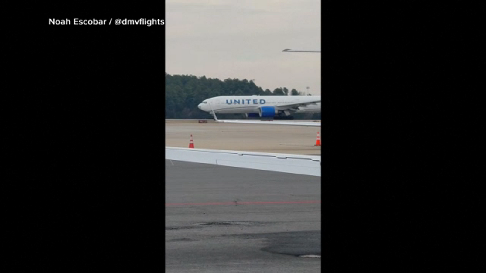Featured image for United Airlines Flight to Tokyo Returns to Dulles After Engine Failure and Fire