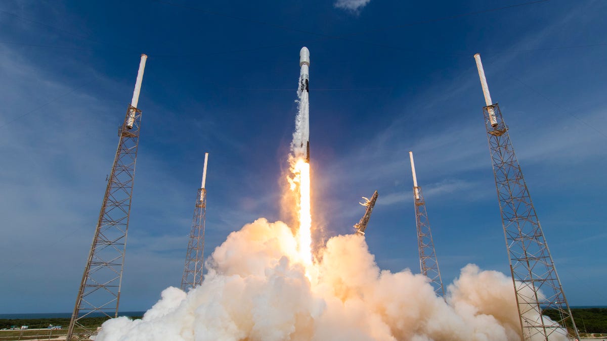 SpaceX's Historic 200th Reflight Set for Tonight's Cape Canaveral Launch