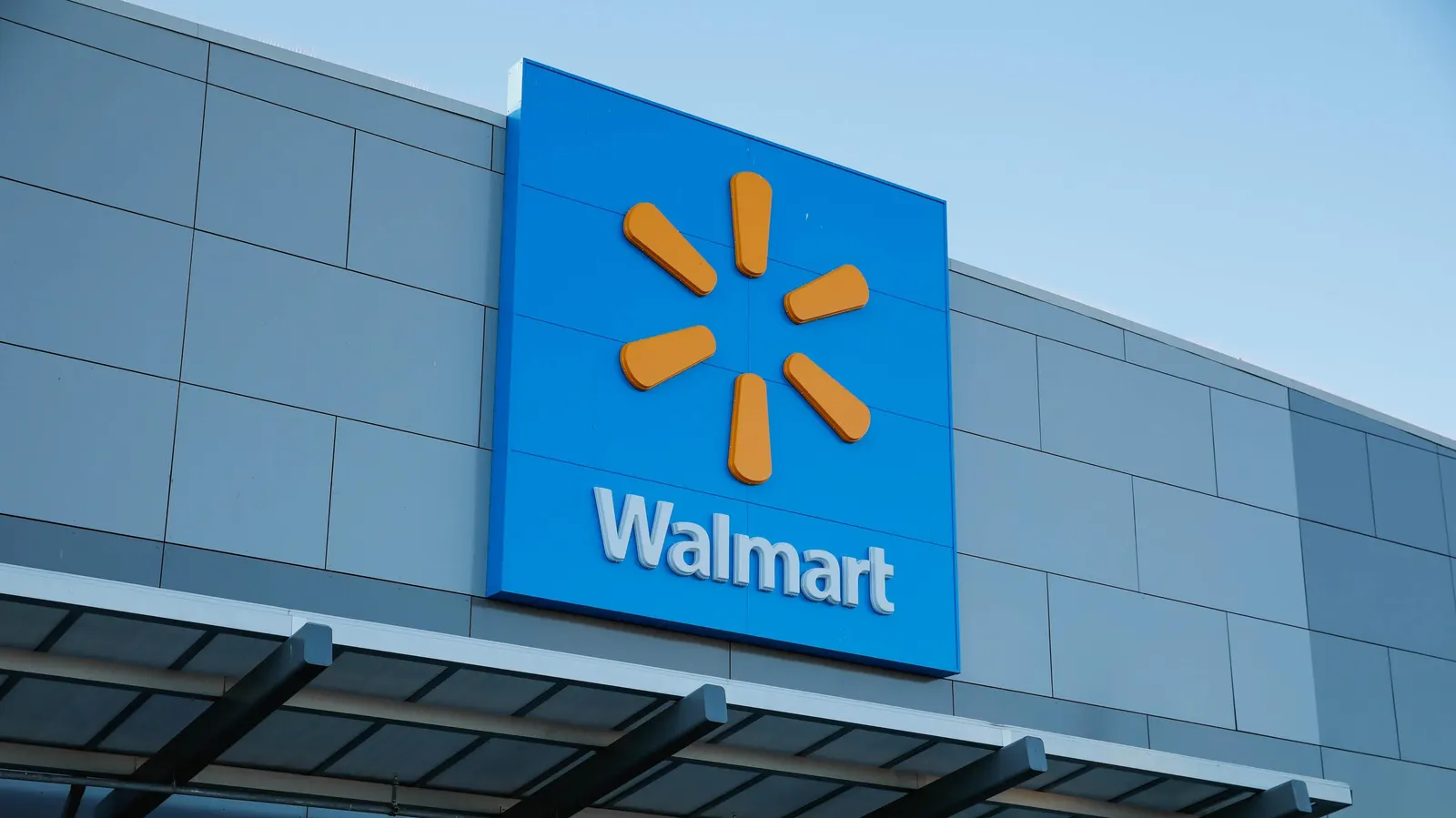 Featured image for Walmart Scales Back DEI Amid Conservative Pressure