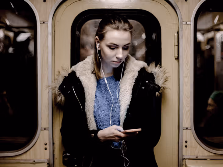 Featured image for "Xist Molecule Linked to Higher Autoimmune Disease Risk in Women"