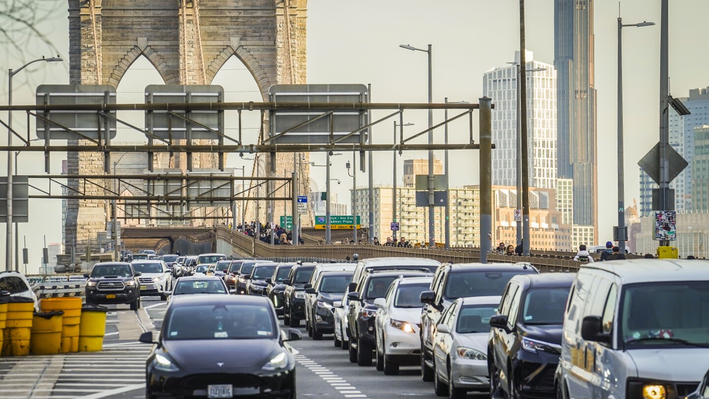 NY Governor Halts Manhattan Congestion Pricing Plan Indefinitely